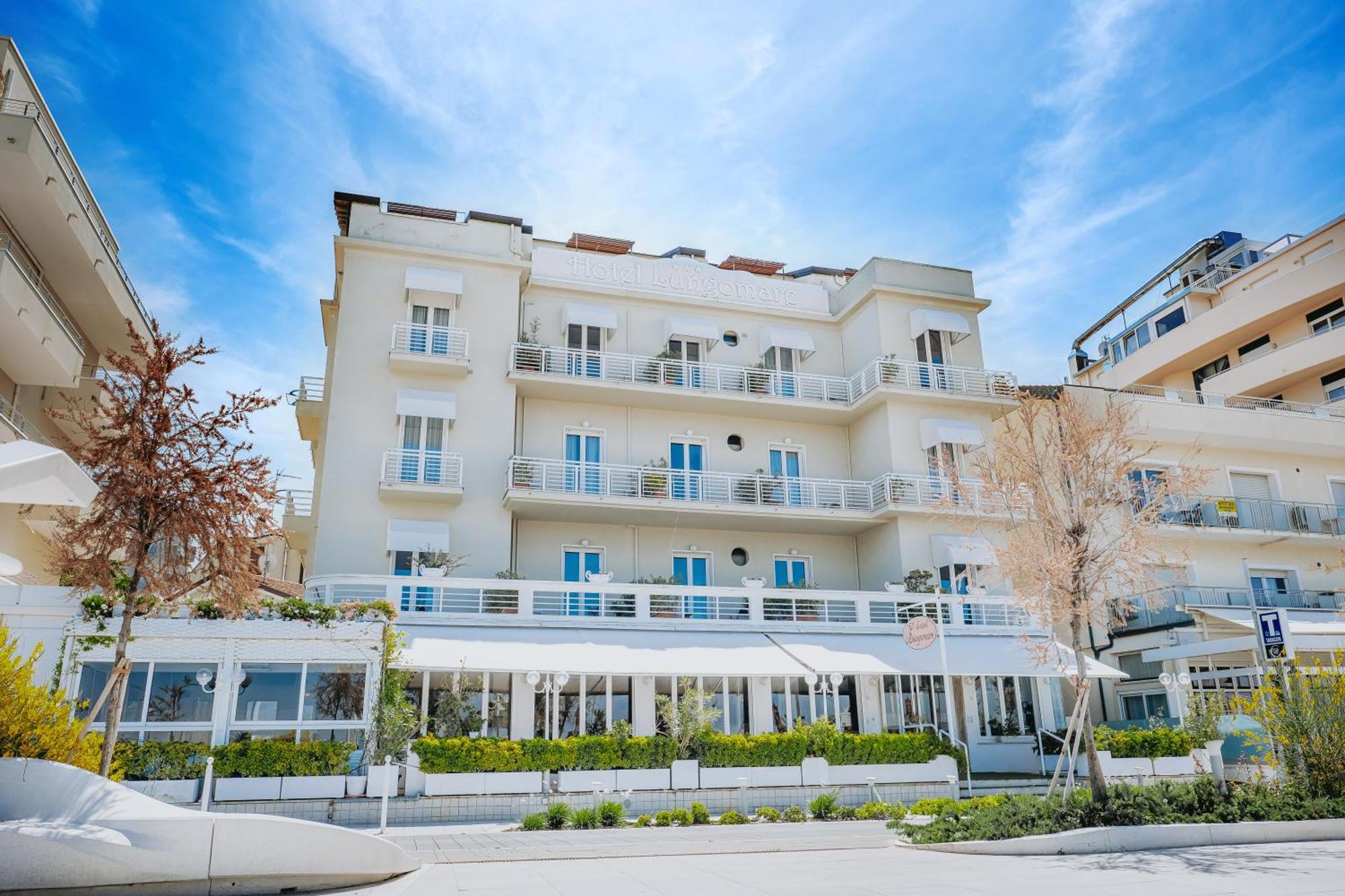 Hotel Lungomare Католика Екстериор снимка