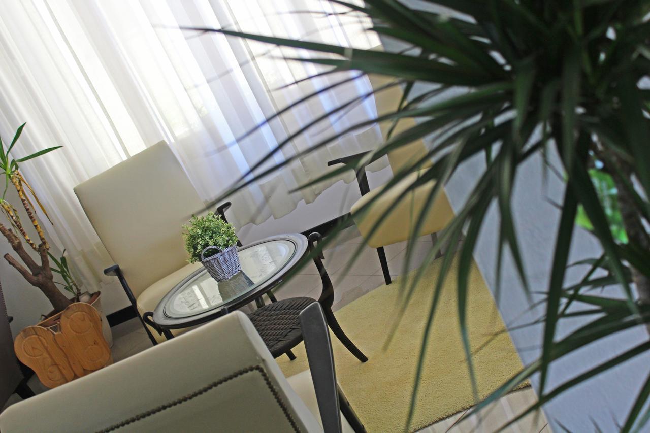 Hotel Lungomare Католика Екстериор снимка